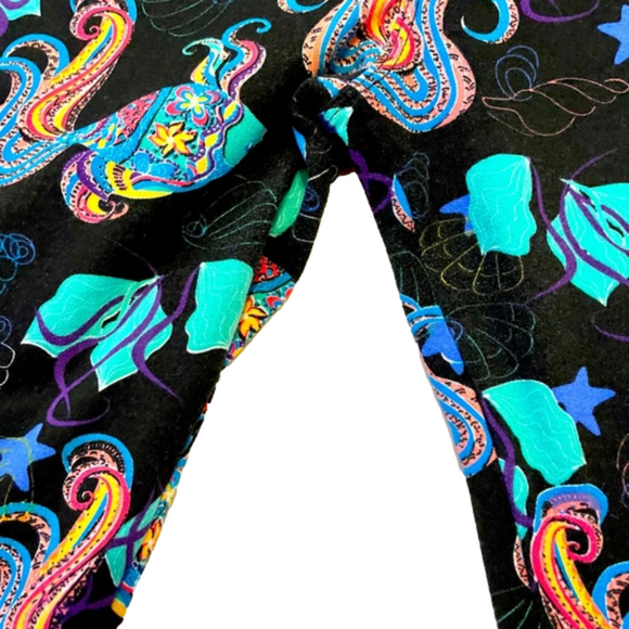 - LuLaRoe OS fancy beta fish leggings - Picture 3 of 4